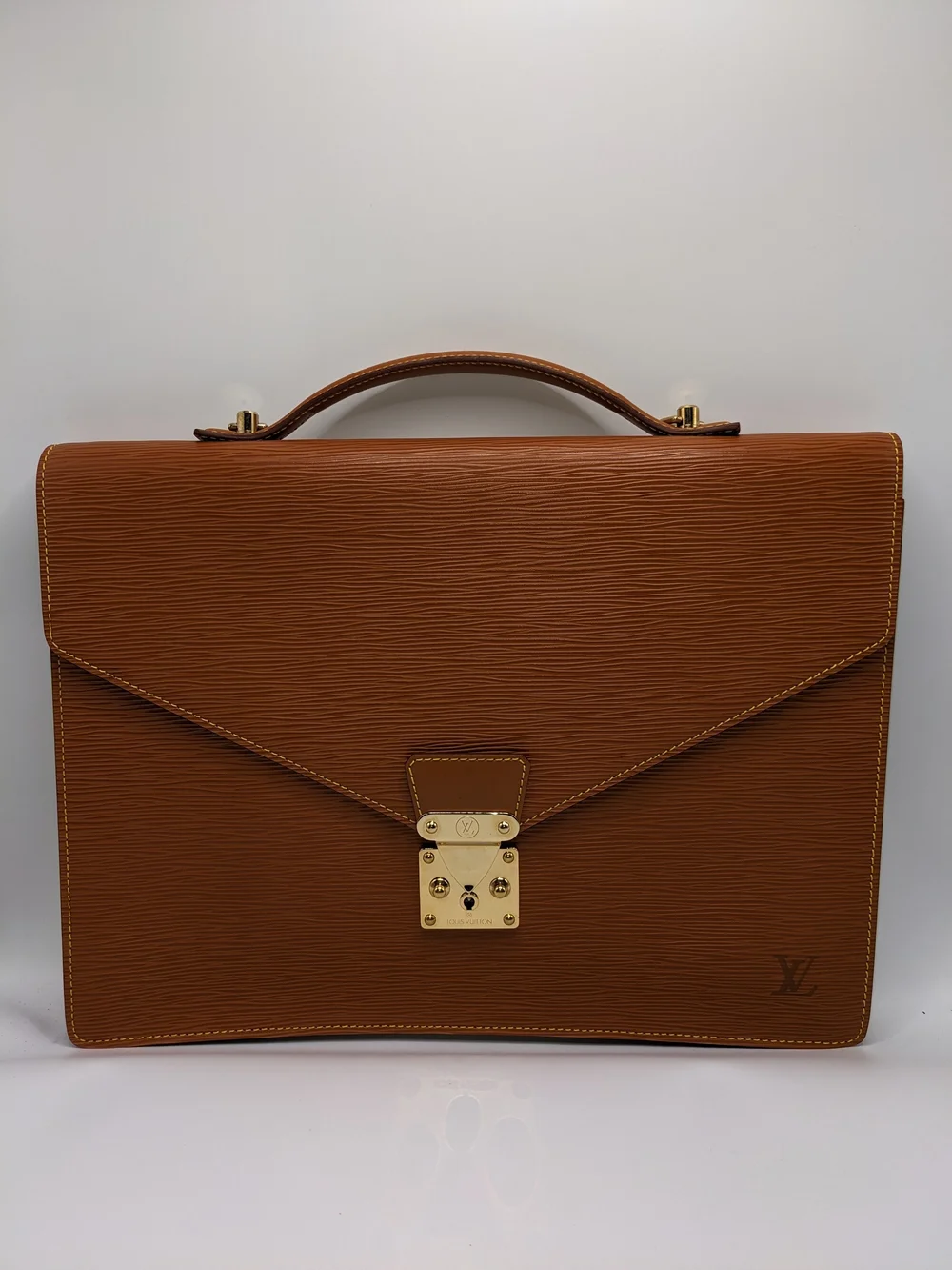 Louis Vuitton Tan Epi Leather Briefcase with Gold Hardware